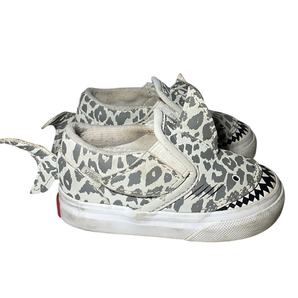 Vans Toddler Shark Slip-On V Shoes Size 4